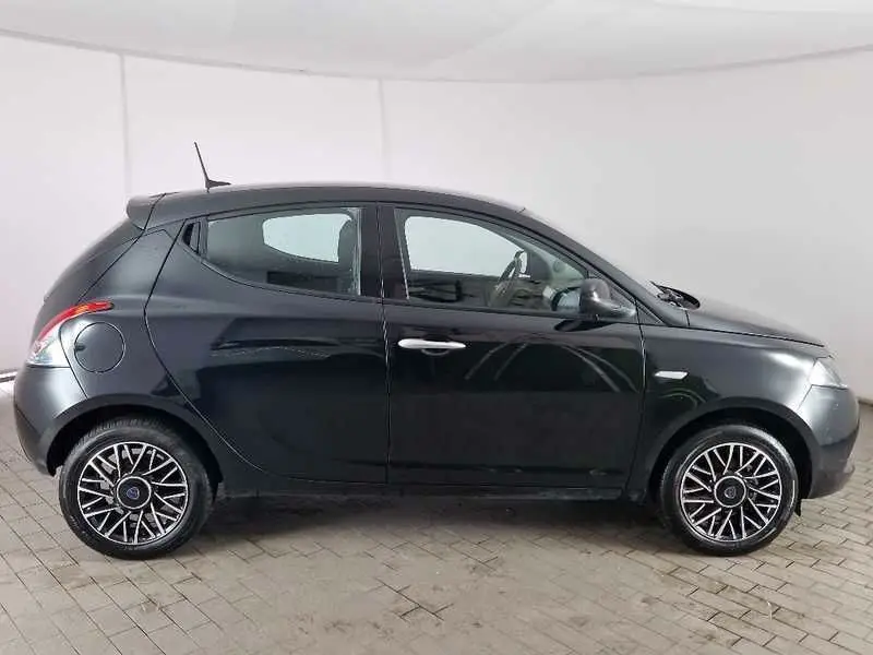 Photo 1 : Lancia Ypsilon 2024 Hybride