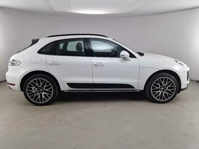 Photo 1 : Porsche Macan 2019 Essence