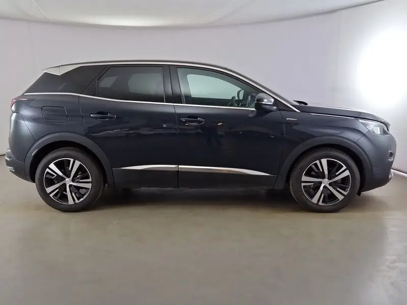 Photo 1 : Peugeot 3008 2020 Diesel