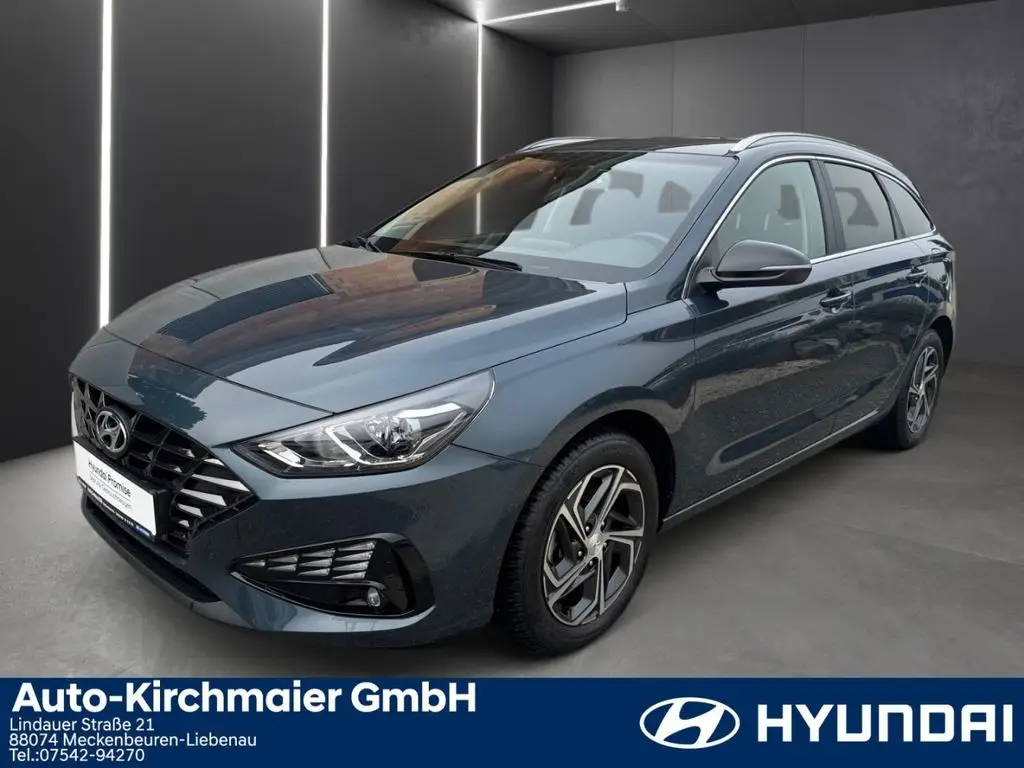 Photo 1 : Hyundai I30 2023 Petrol