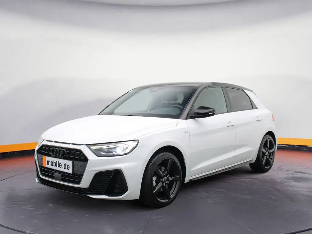 Photo 1 : Audi A1 2024 Petrol