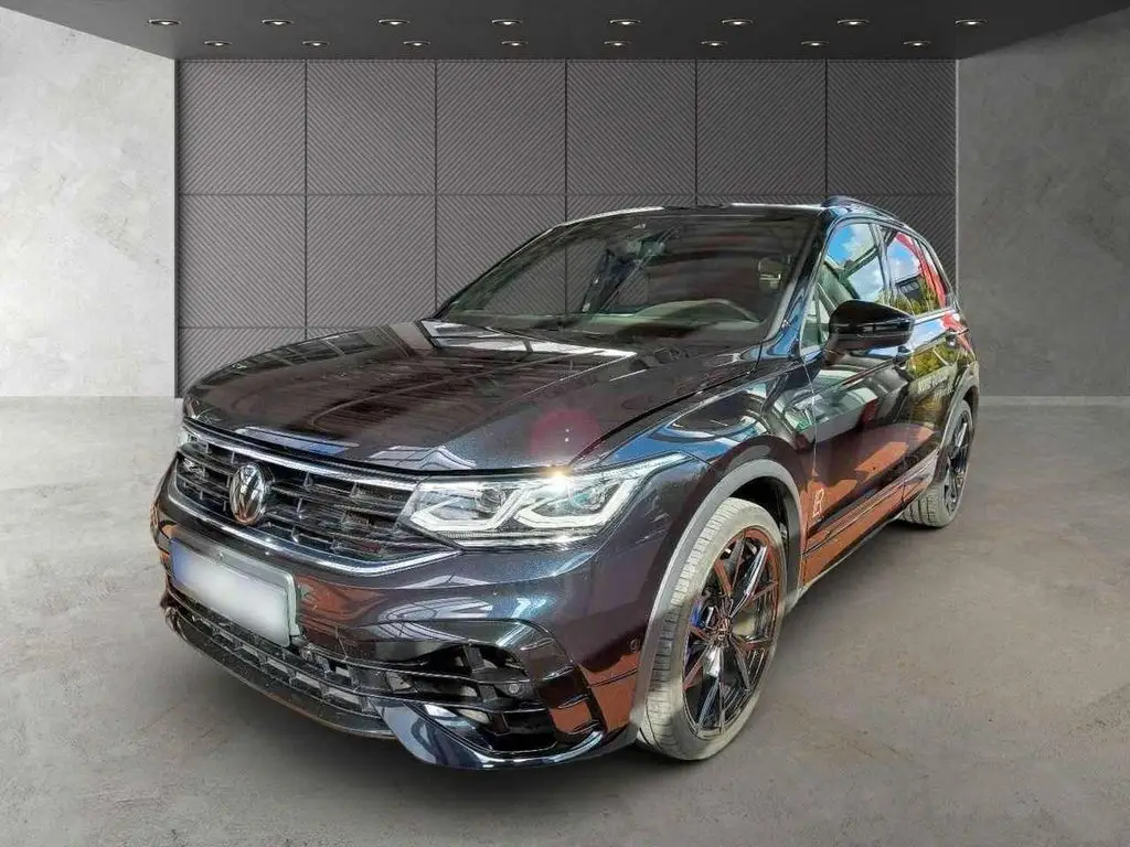 Photo 1 : Volkswagen Tiguan 2023 Essence