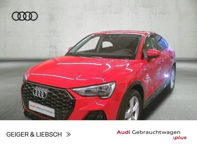 Photo 1 : Audi Q3 2024 Hybrid