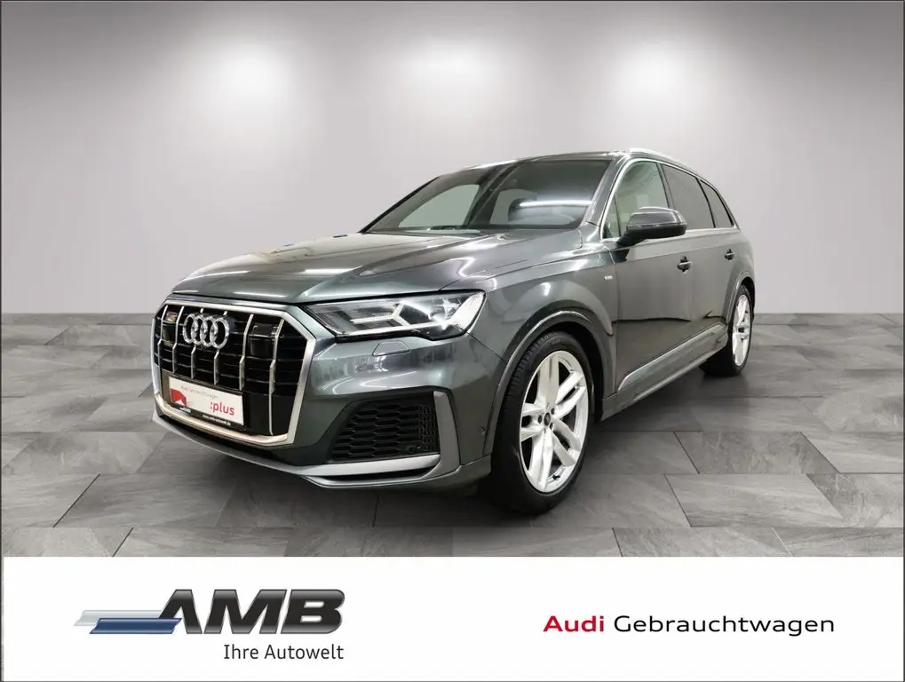 Photo 1 : Audi Q7 2023 Petrol