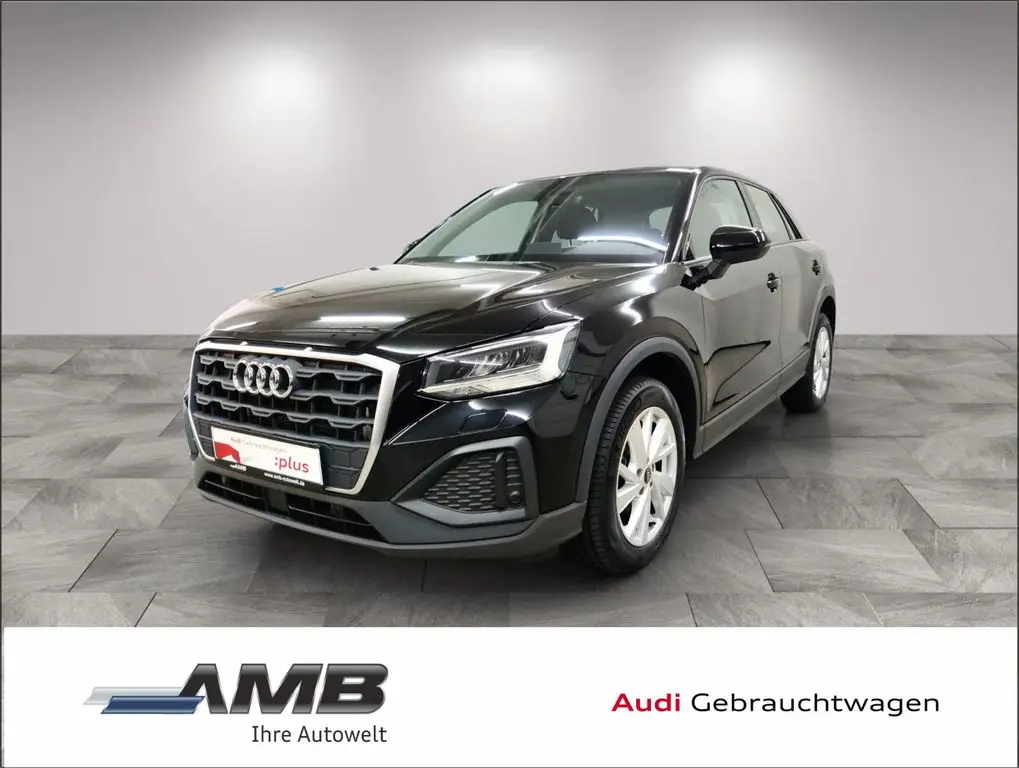 Photo 1 : Audi Q2 2023 Petrol