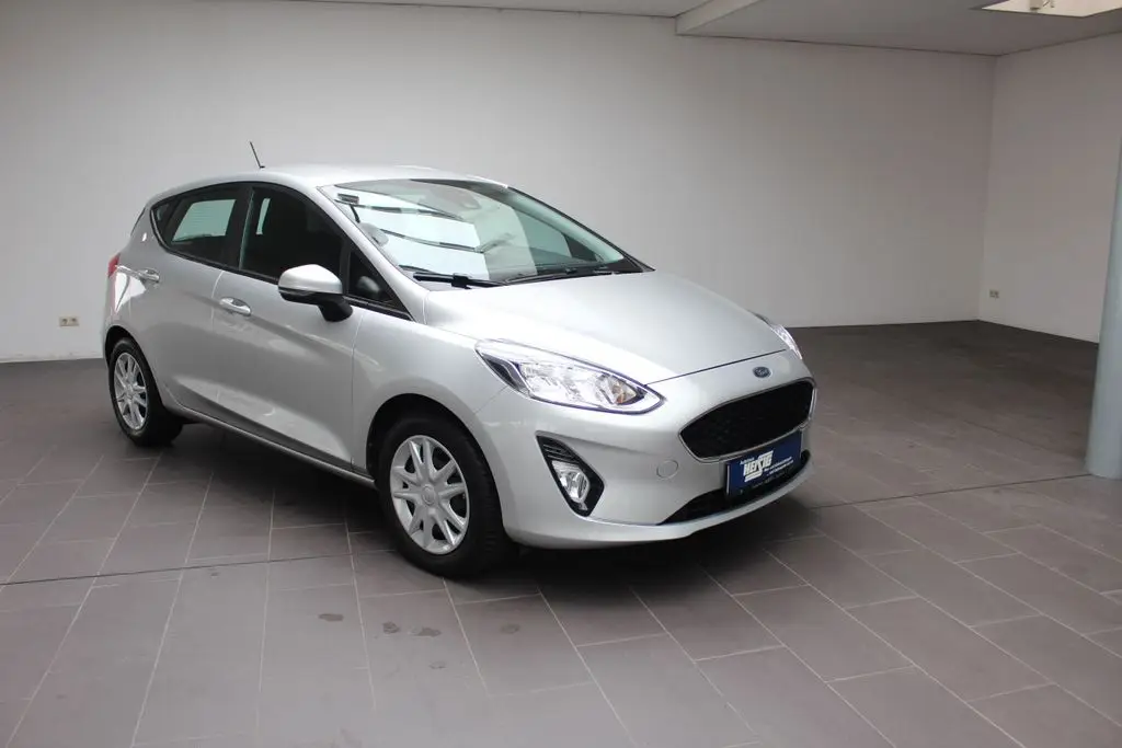 Photo 1 : Ford Fiesta 2021 Petrol