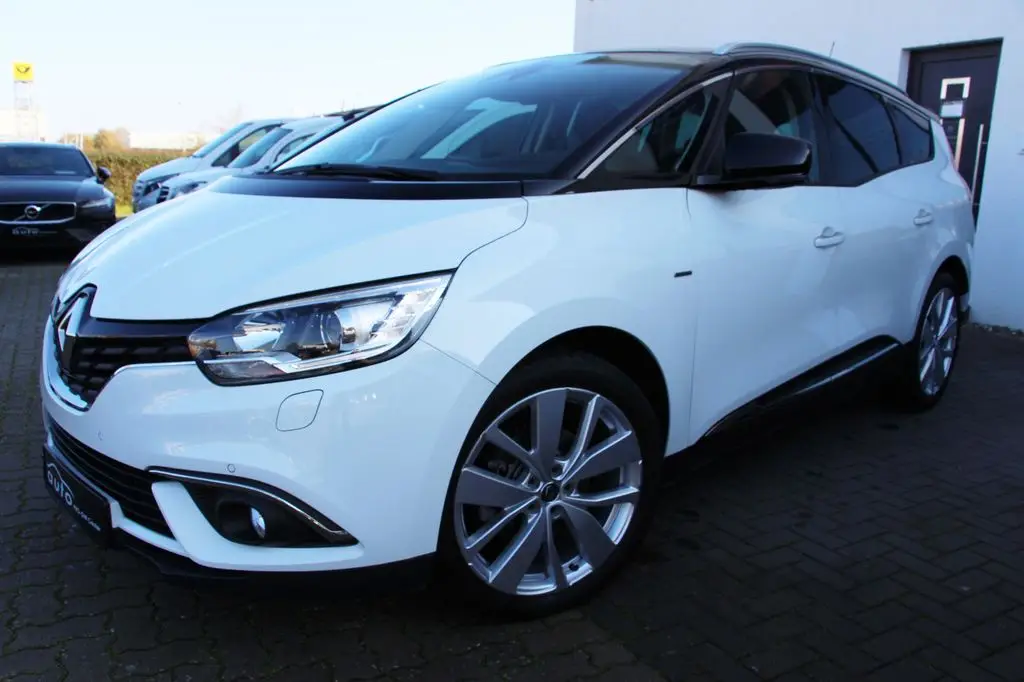 Photo 1 : Renault Scenic 2020 Petrol