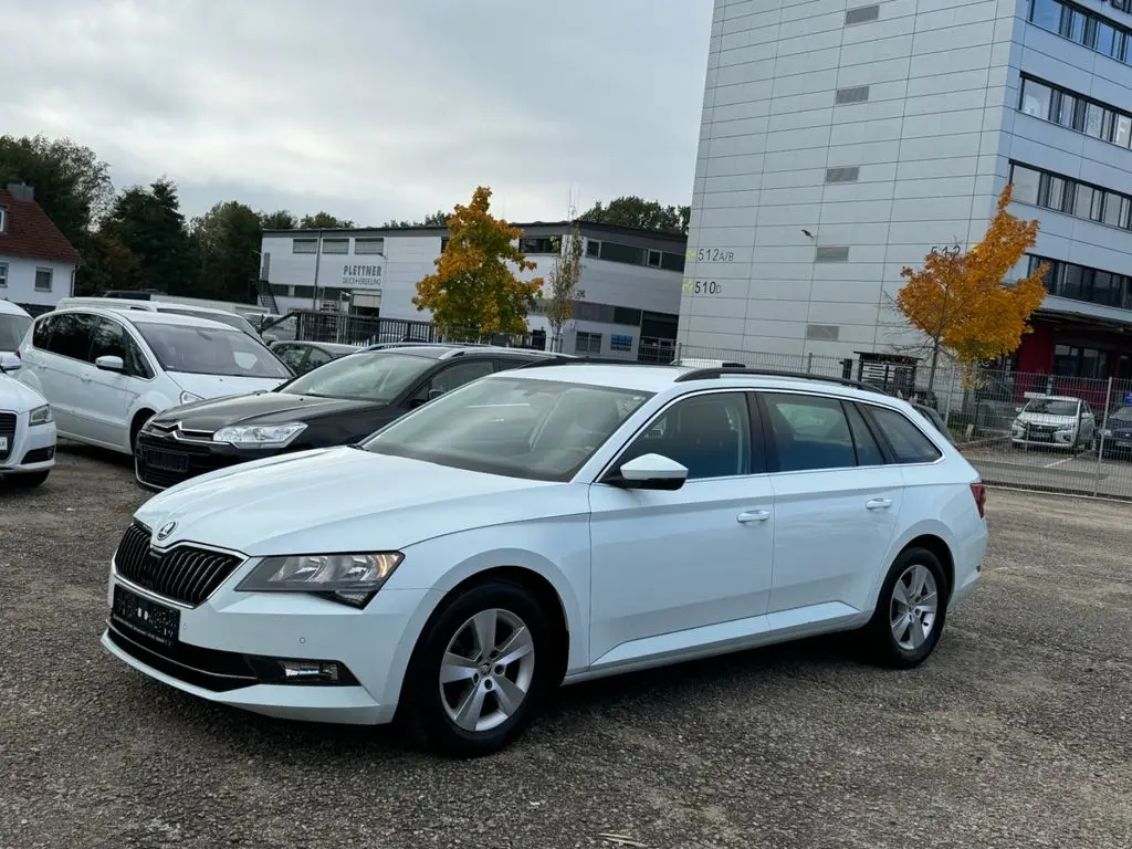 Photo 1 : Skoda Superb 2015 Essence