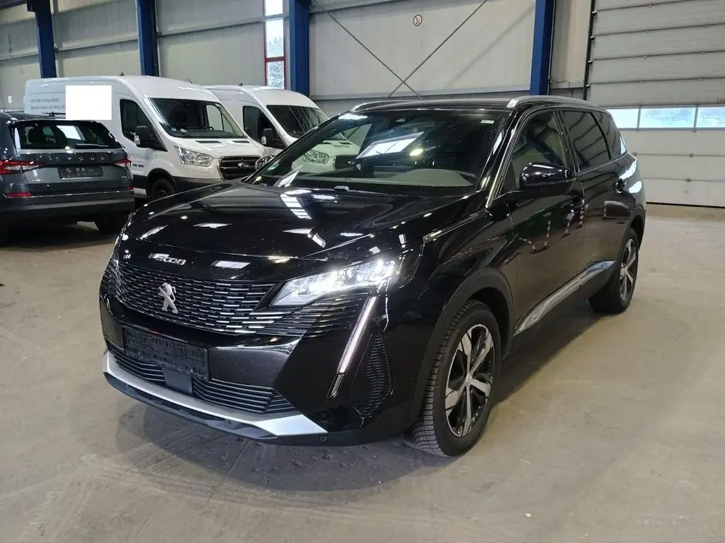 Photo 1 : Peugeot 5008 2023 Diesel