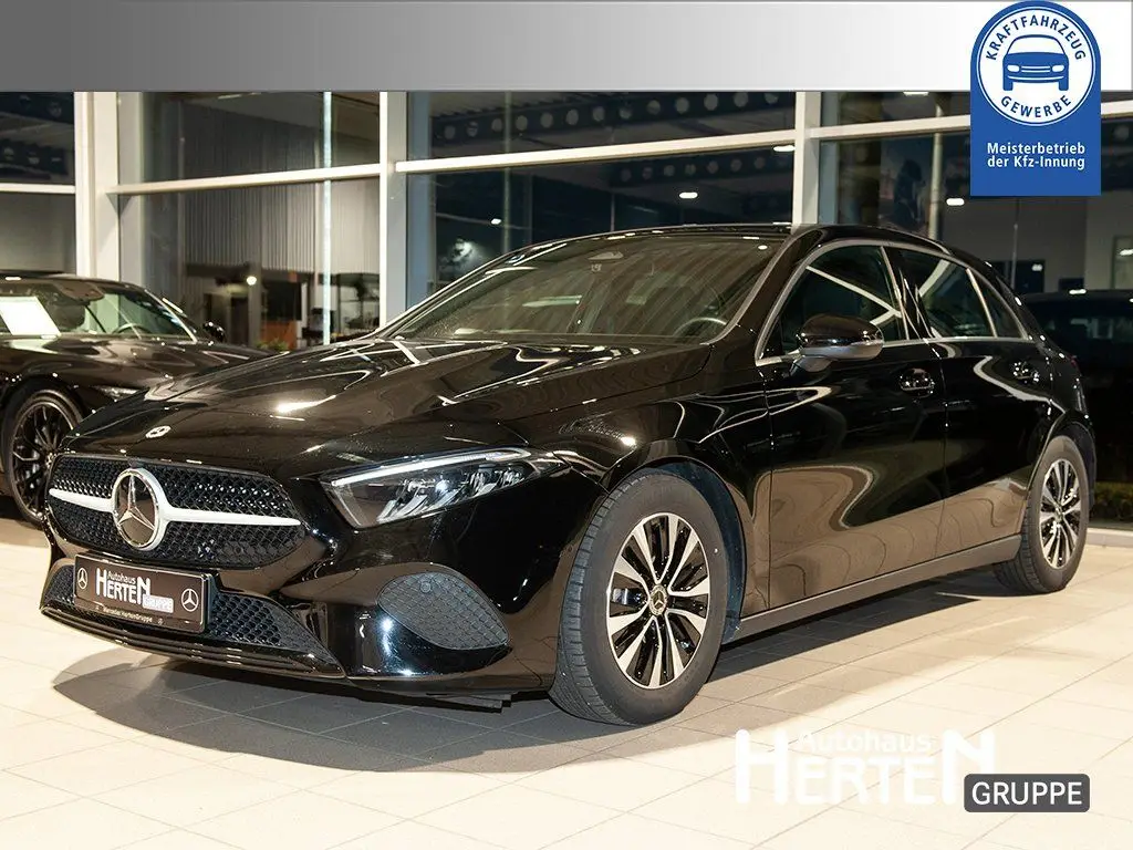 Photo 1 : Mercedes-benz Classe A 2023 Petrol