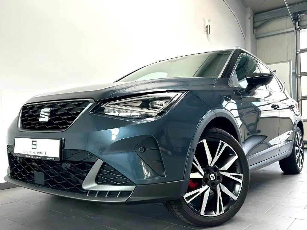 Photo 1 : Seat Arona 2024 Essence