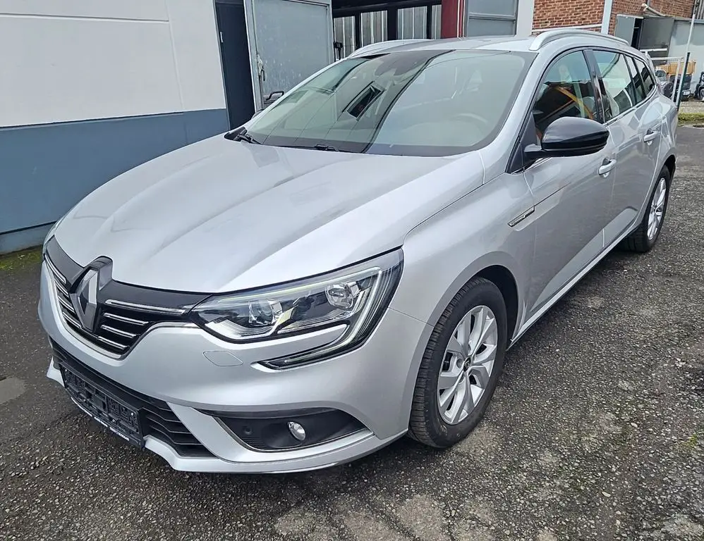 Photo 1 : Renault Megane 2020 Petrol