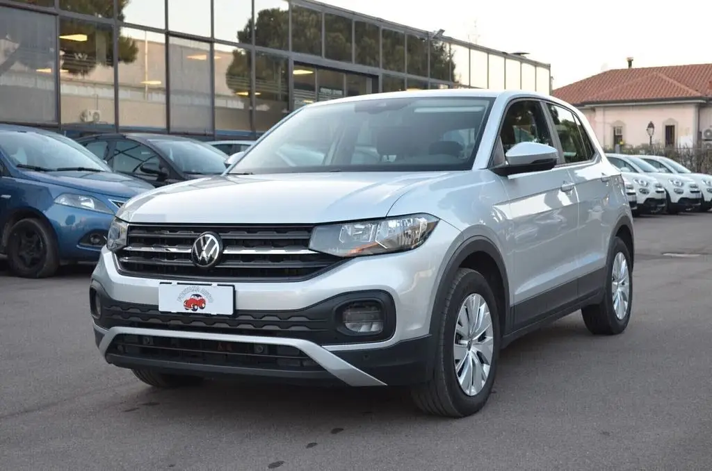 Photo 1 : Volkswagen T-cross 2022 Essence