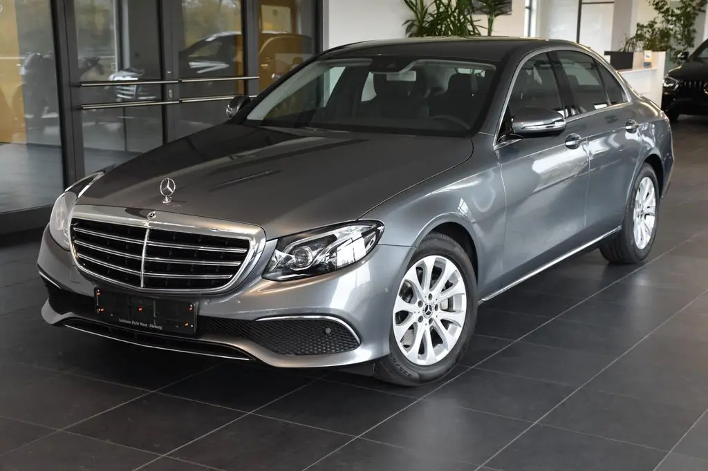 Photo 1 : Mercedes-benz Classe E 2019 Petrol