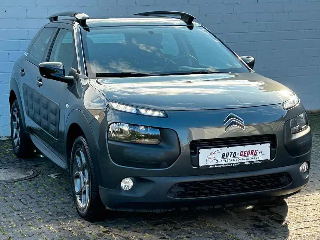 Photo 1 : Citroen C4 2016 Petrol