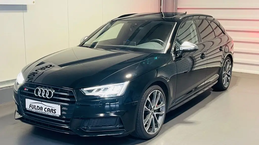 Photo 1 : Audi S4 2018 Petrol