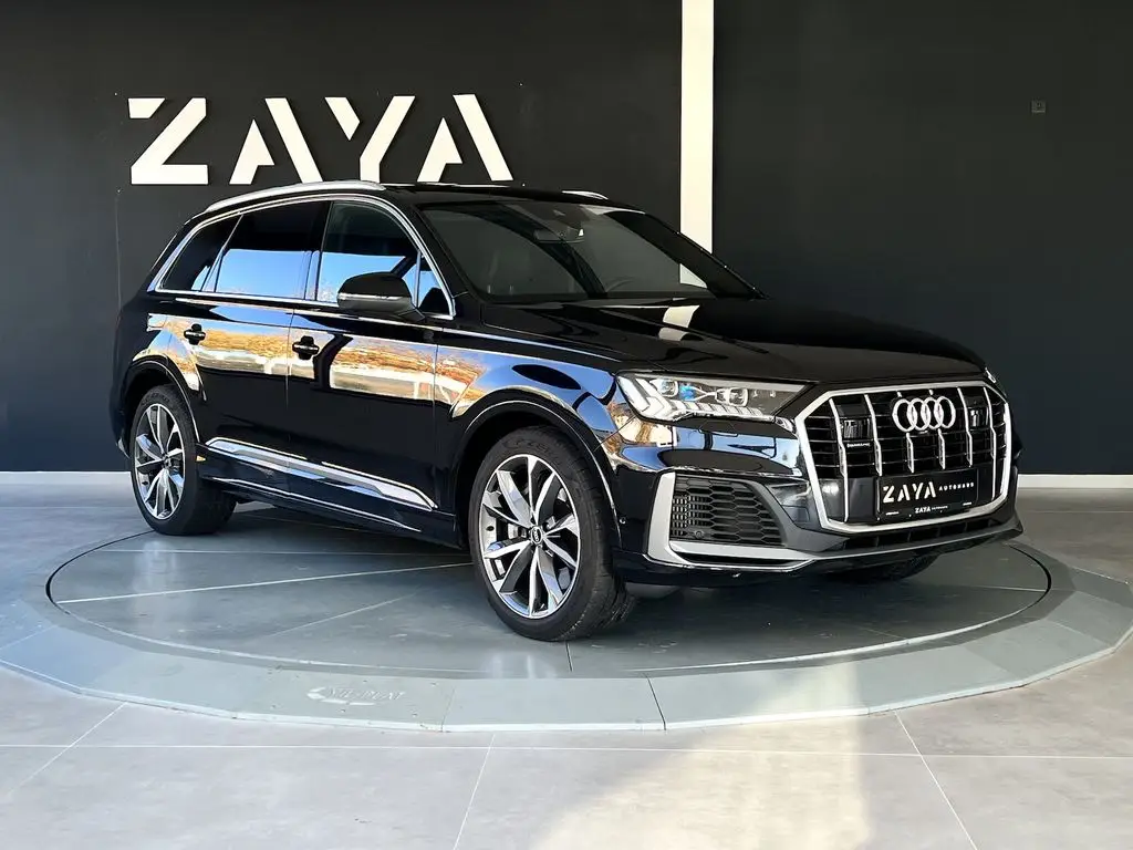 Photo 1 : Audi Q7 2021 Hybrid