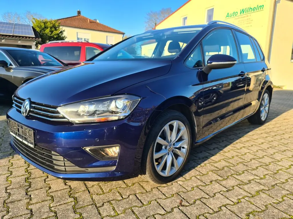 Photo 1 : Volkswagen Golf 2017 Petrol