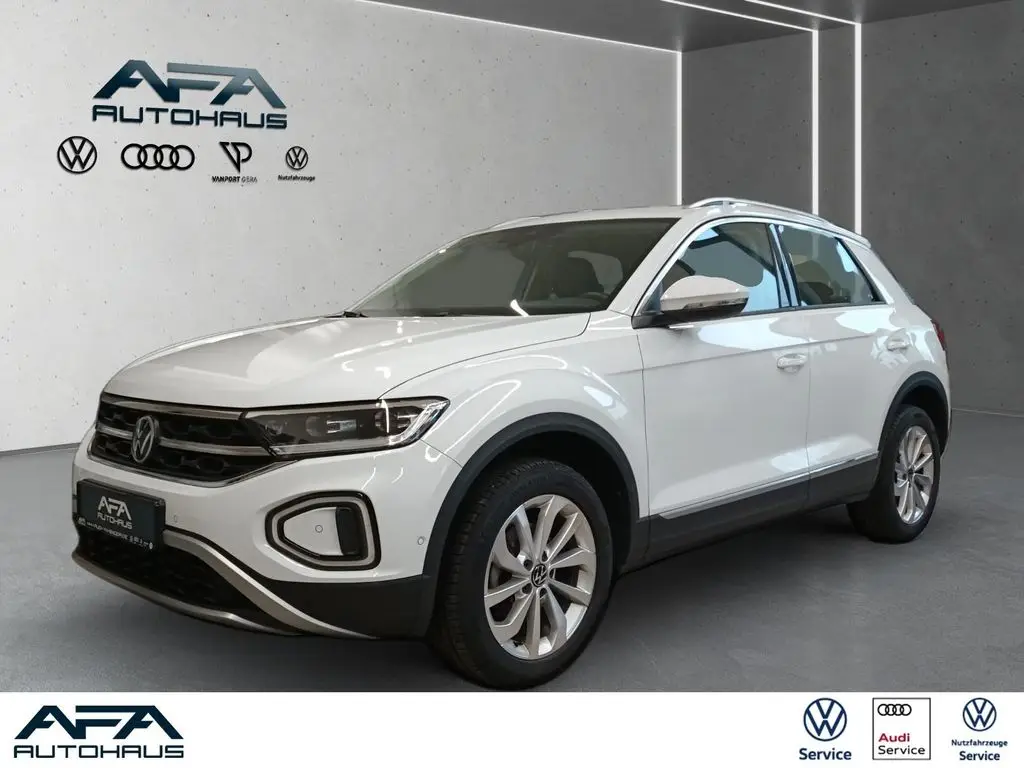 Photo 1 : Volkswagen T-roc 2023 Essence