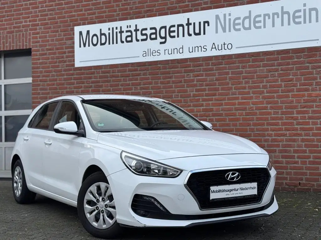 Photo 1 : Hyundai I30 2018 Petrol