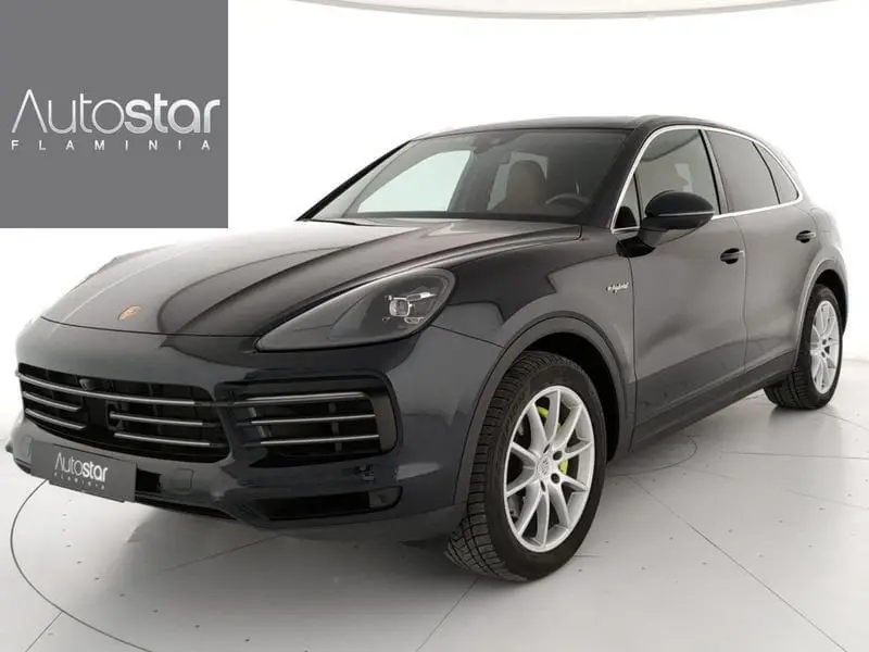 Photo 1 : Porsche Cayenne 2018 Hybrid