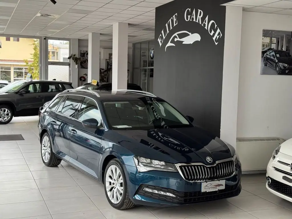 Photo 1 : Skoda Superb 2021 Diesel