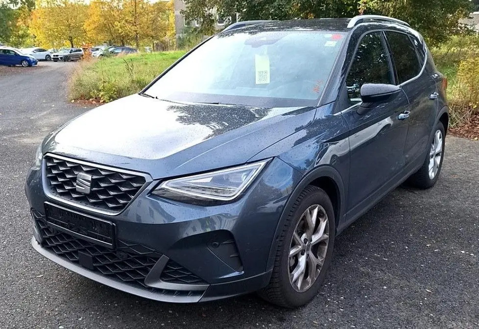 Photo 1 : Seat Arona 2024 Petrol