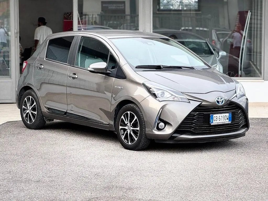 Photo 1 : Toyota Yaris 2020 Hybride