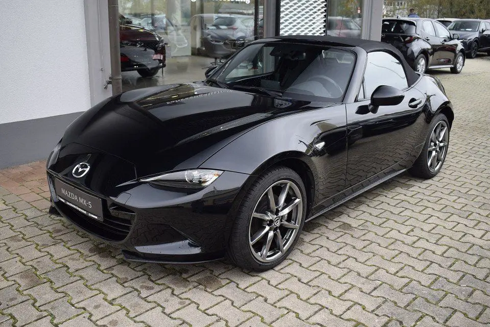 Photo 1 : Mazda Mx-5 2023 Essence