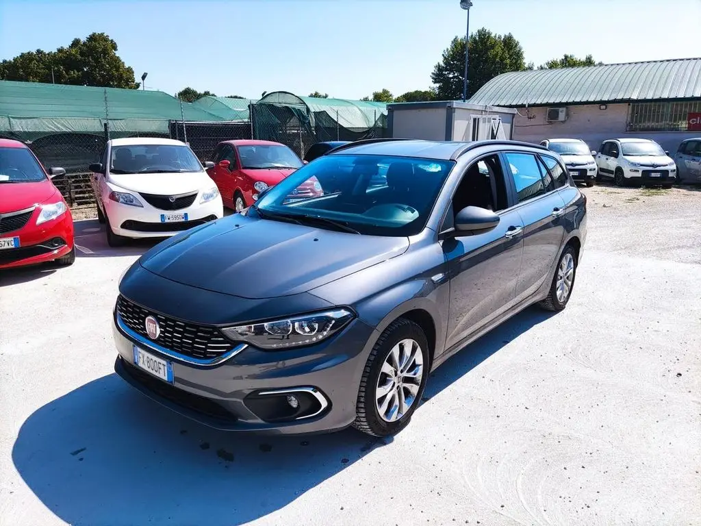 Photo 1 : Fiat Tipo 2019 Diesel