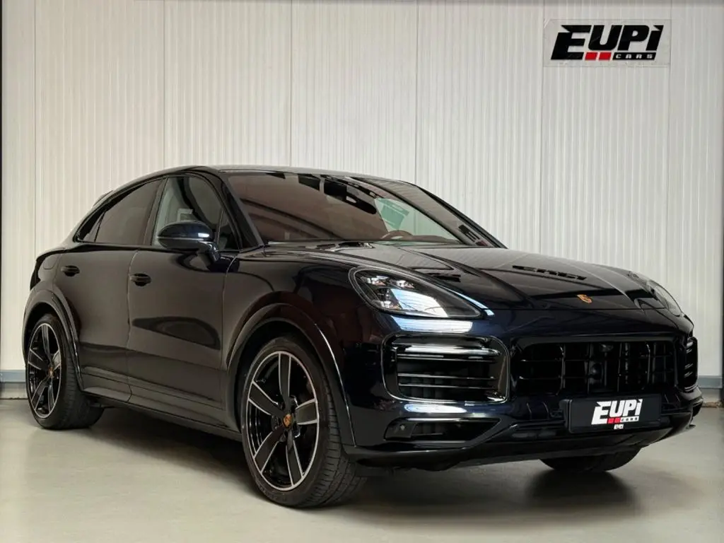 Photo 1 : Porsche Cayenne 2022 Essence