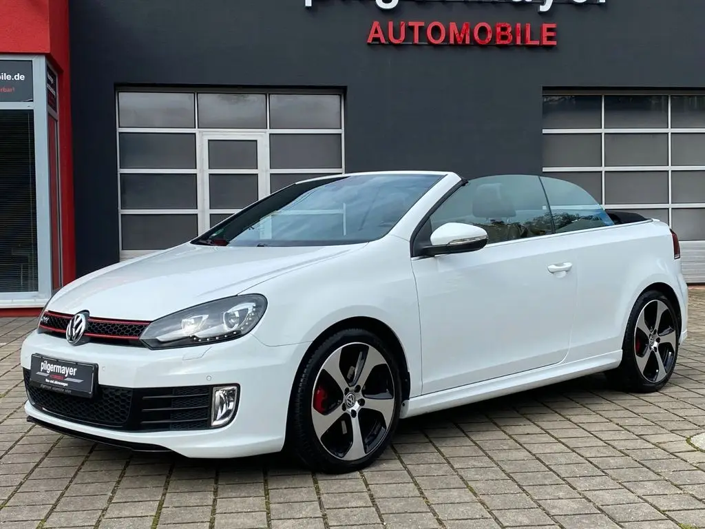 Photo 1 : Volkswagen Golf 2016 Petrol