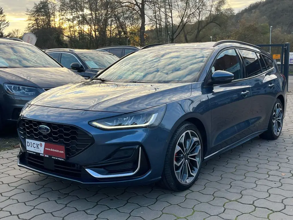 Photo 1 : Ford Focus 2022 Diesel