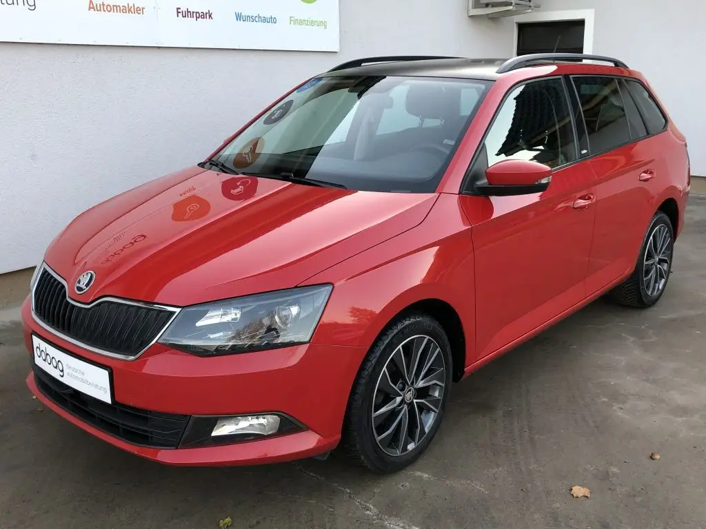 Photo 1 : Skoda Fabia 2015 Petrol