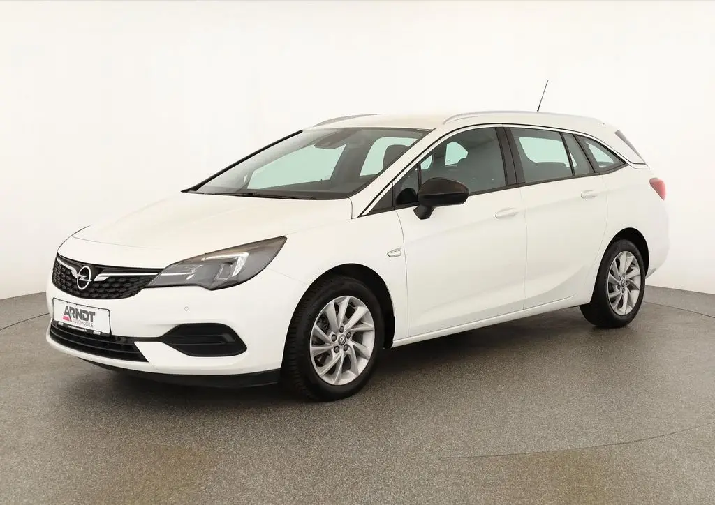 Photo 1 : Opel Astra 2022 Diesel