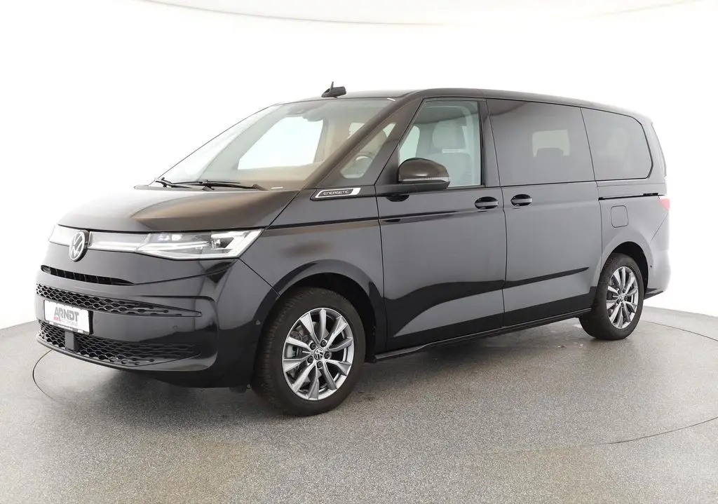 Photo 1 : Volkswagen T7 2023 Hybrid