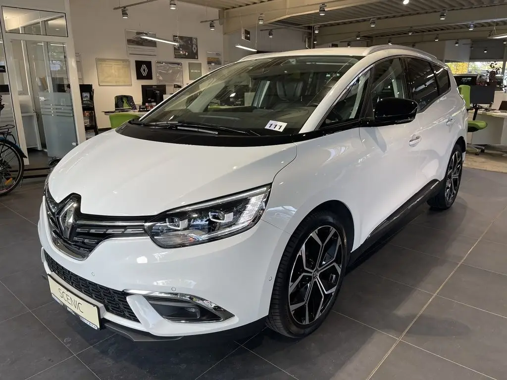 Photo 1 : Renault Scenic 2021 Essence