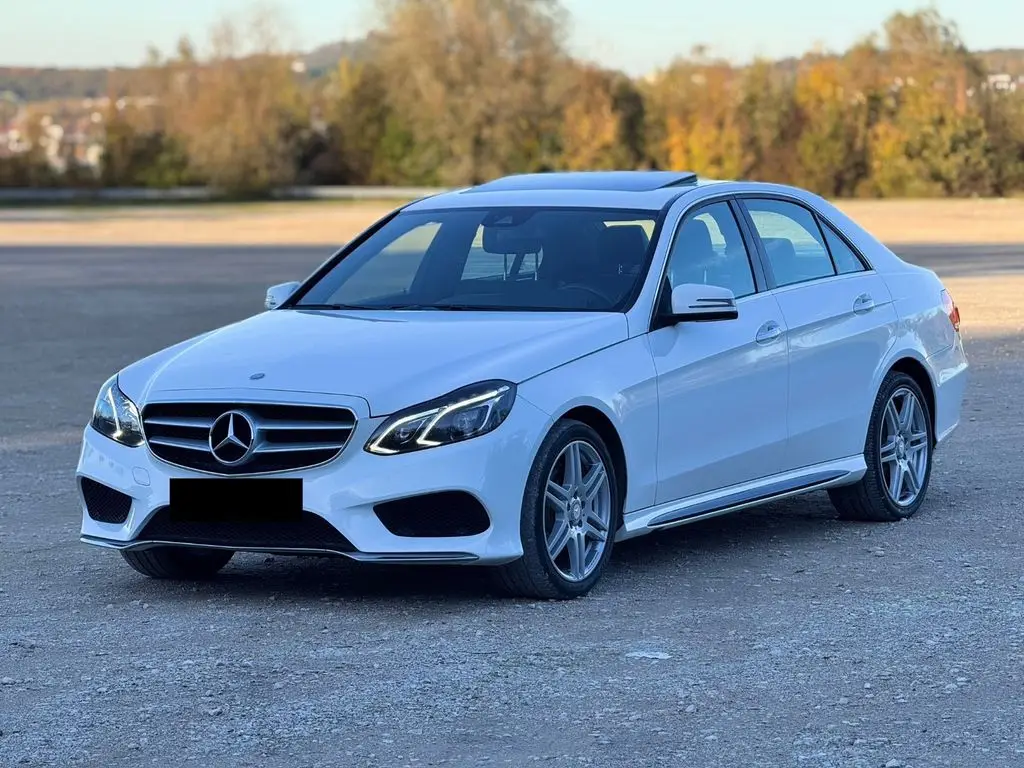 Photo 1 : Mercedes-benz Classe E 2018 Petrol