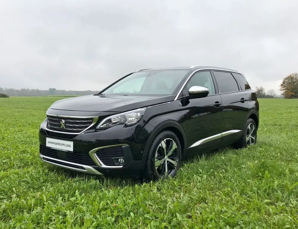 Photo 1 : Peugeot 5008 2019 Petrol