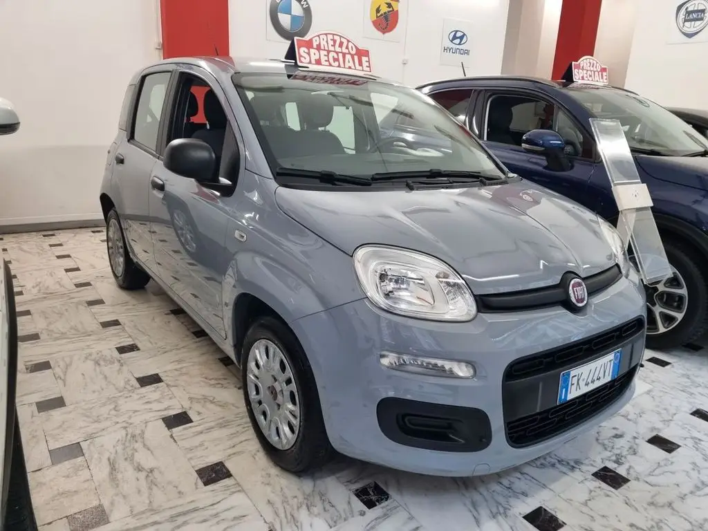 Photo 1 : Fiat Panda 2017 Essence