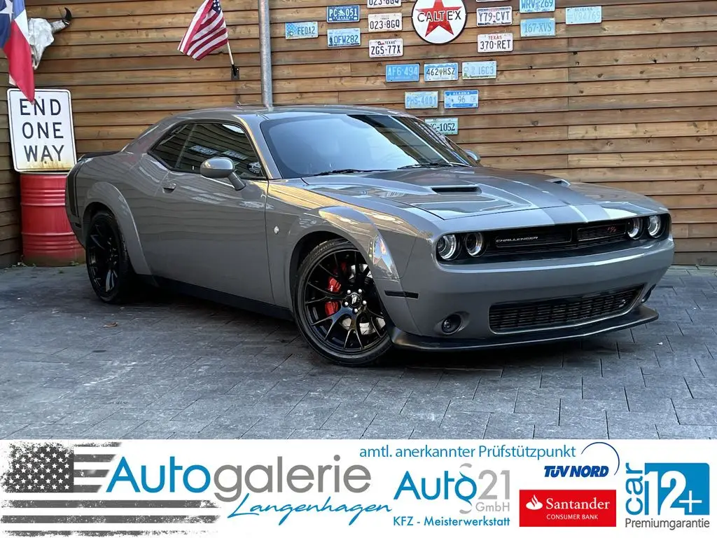 Photo 1 : Dodge Challenger 2018 Petrol