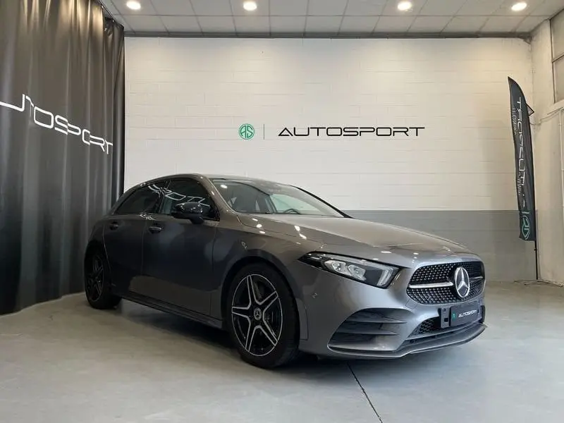 Photo 1 : Mercedes-benz Classe A 2019 Petrol