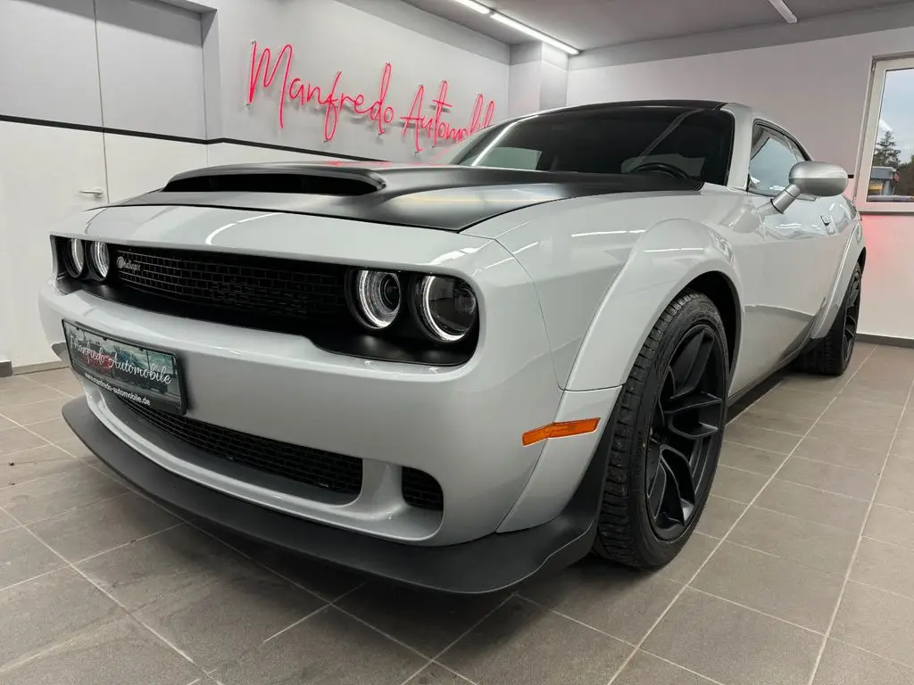 Photo 1 : Dodge Challenger 2020 Petrol