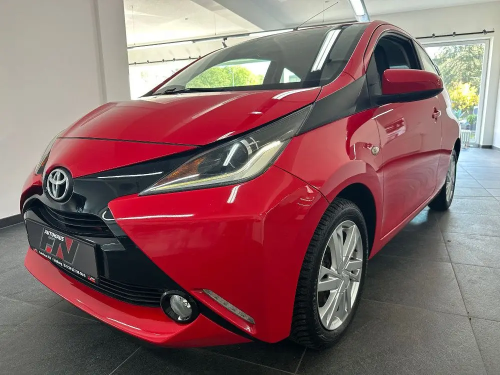 Photo 1 : Toyota Aygo X 2015 Essence