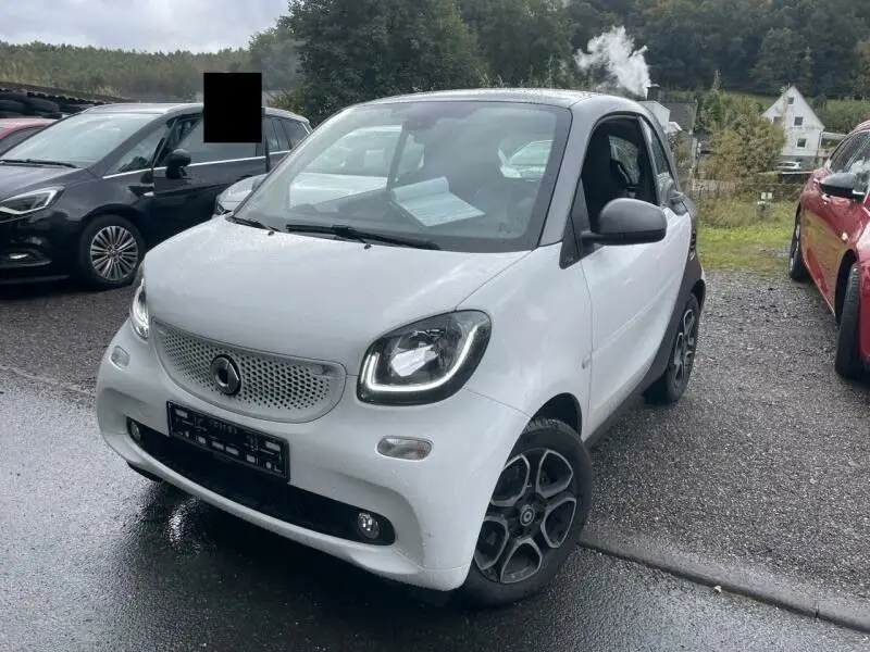 Photo 1 : Smart Fortwo 2019 Petrol