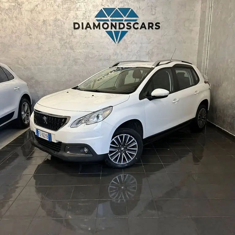 Photo 1 : Peugeot 2008 2016 Petrol