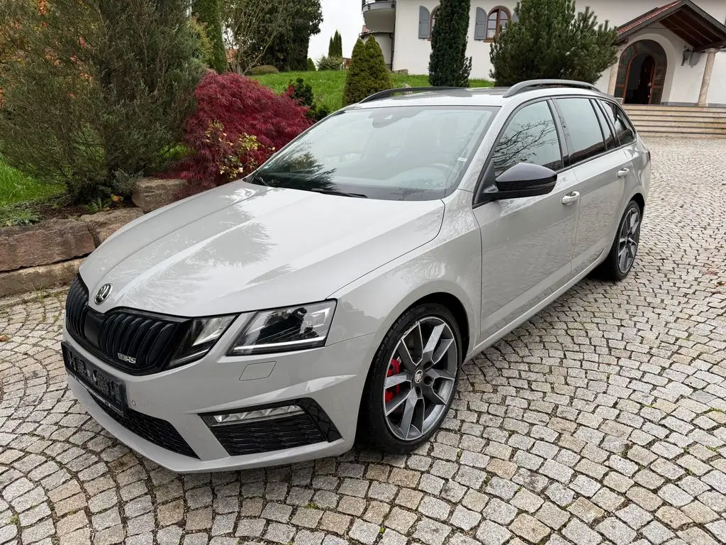 Photo 1 : Skoda Octavia 2019 Petrol