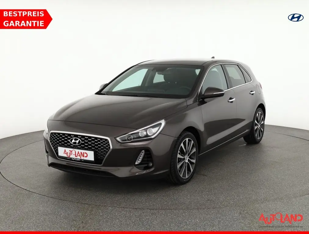 Photo 1 : Hyundai I30 2017 Petrol