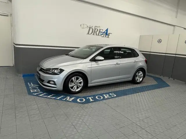 Photo 1 : Volkswagen Polo 2019 Essence