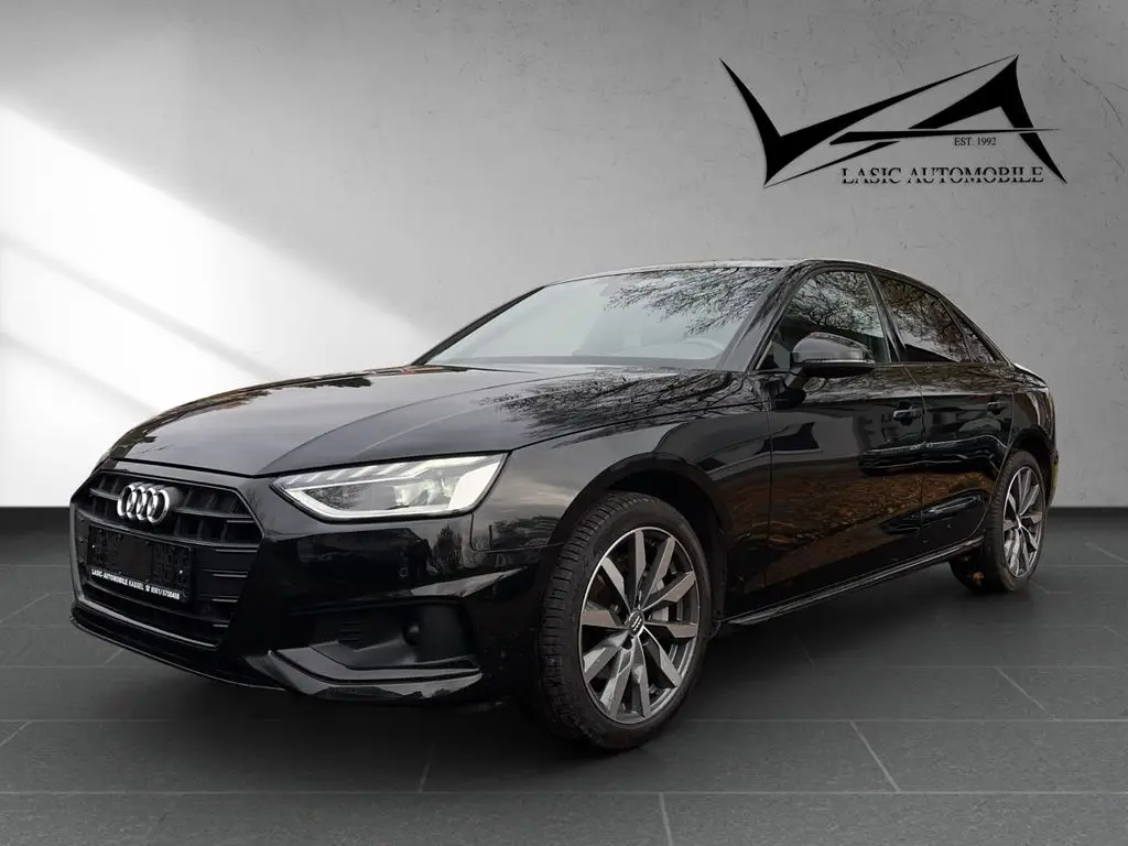 Photo 1 : Audi A4 2020 Diesel